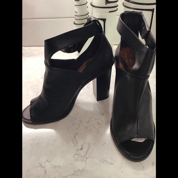 size 9 to european women's